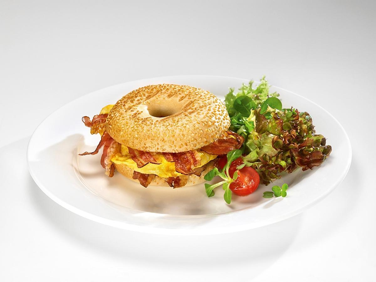 Landzeit Autobahnrestaurant & Motorhotel Loipersdorf Kitzladen Εξωτερικό φωτογραφία